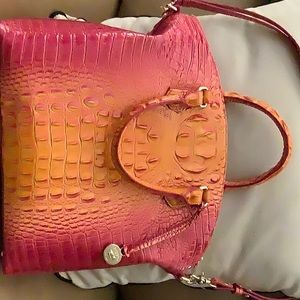 Gorgeous tie-dye coloring.  Orange & fuchsia combo